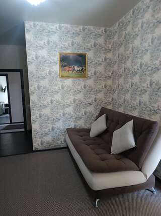 Гостевой дом Теплый Стан Минеральные Воды Семейный полулюкс-3