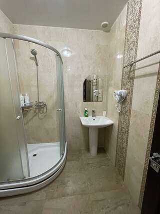 Гостевой дом Теплый Стан Минеральные Воды Стандартный трехместный номер-5